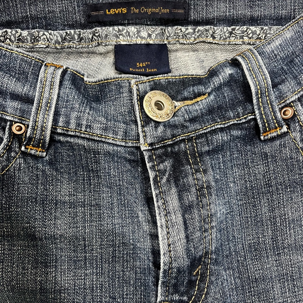 Levi's‎ Dark Blue Straight Leg Jeans - Picture 3 of 9